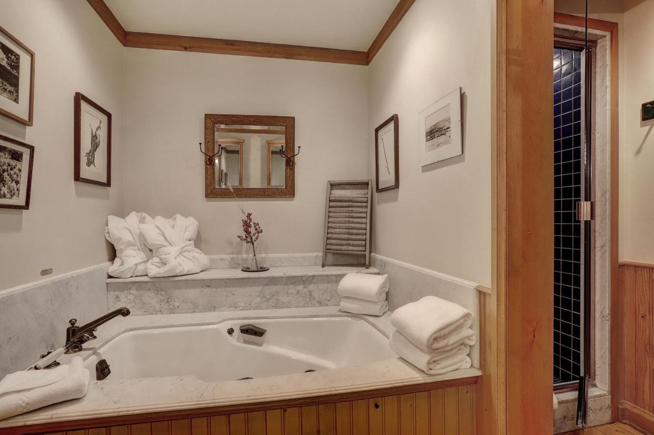 Saddleridge Villa บีเวอร์ครีก ภายนอก รูปภาพ